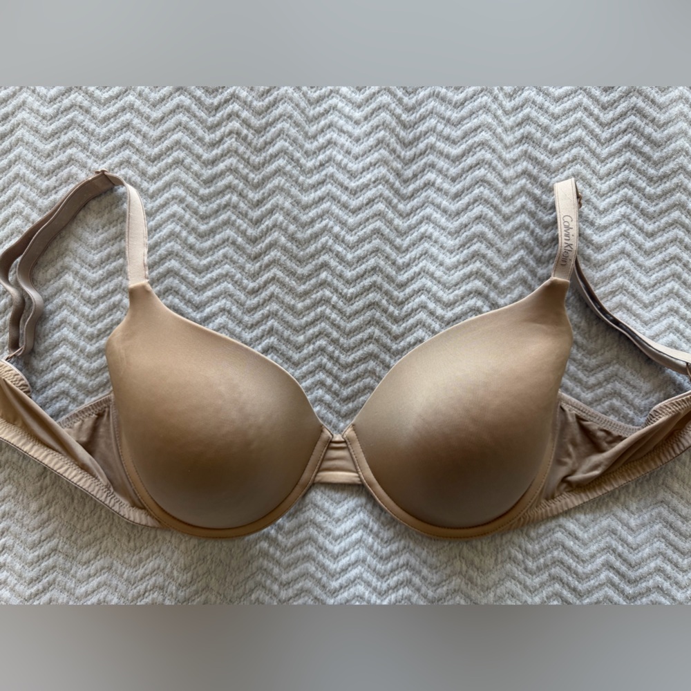 Calvin Klein Nude T Shirt Bra 36C Smooth Lightly Lined Everyday - Picture 4 of 8
